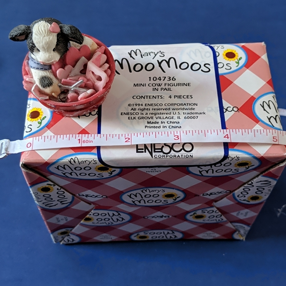 Mary's Moo Moo's Vintage Figurine